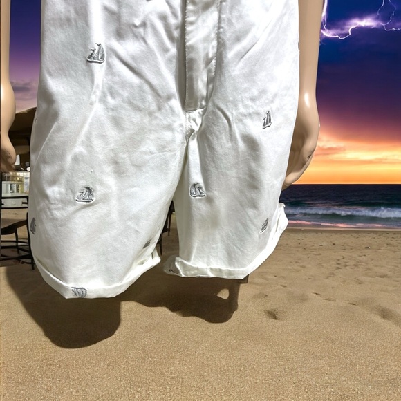 J. Crew “Broken In” Shorts White With Sailboats - Picture 6 of 16